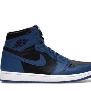 Jordan Men's Black and Blue Sneakers